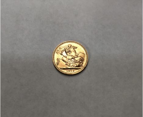 Elizabeth II 1976 Brilliant Uncirculated Bullion Sovereign.