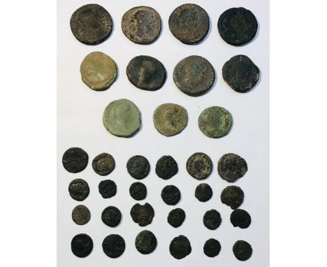 Collection of Roman Sestertius, Dupondius and other smaller Denomination Coins.