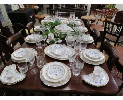 An extensive Spode Campanula 10 place dinner service with tureens, meat plates, gravy boat, egg cups etc approx 78 pieces