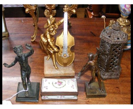 Metal figure ornaments, trinket box, etc. 