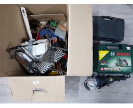 A Bosch multisaw PFZ 500 E, Wickes drill bits, an angler grinder and other miscellaneous tools.