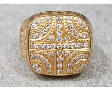 Gents 22ct yellow gold diamond ring, featuring round brilliant cut diamonds set across top of ring, 9.9g gross, size W½