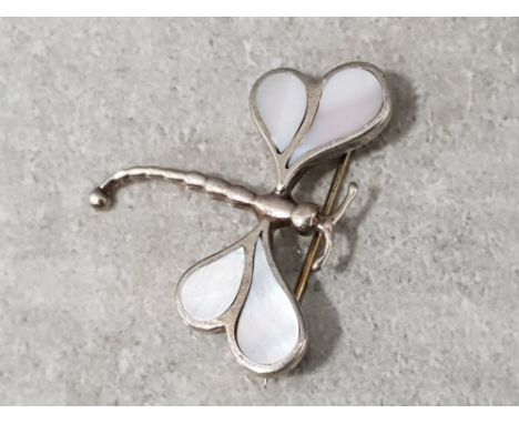 Silver mother of pearl dragon fly brooch, 7.4g gross