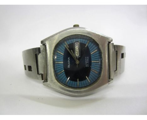 Gents Vintage Bulovar Automatic Dress Watch with day/date aperture, blue dial, on stainless steel strap 