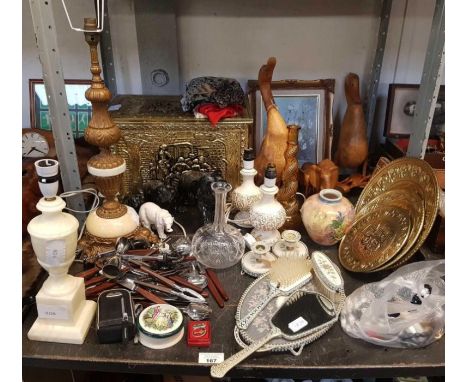 Collectables to include a hard stone table lamp, wooden animals etc