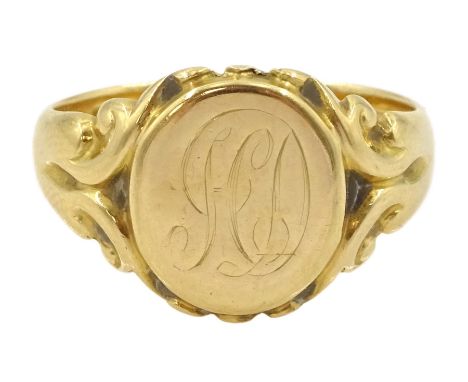 18ct gold signet ring, engraved with initials 'HD', by Henry Griffith &amp; Sons Ltd, Birmingham 1926Condition Report:Approx 