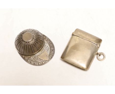 An Elizabeth II silver jockey cap caddy spoon, Francis Howard Ltd, Sheffield, 1973, 52mm and and an Edwardian silver vesta ca