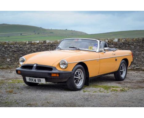 Registration No: RKW 1R Chassis No: GHN5/432465-G MOT: ExemptOnly one owner from newInitially registered to the vendors then 