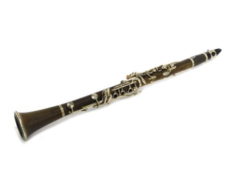 A simulated horn clarinet, 68cm long.