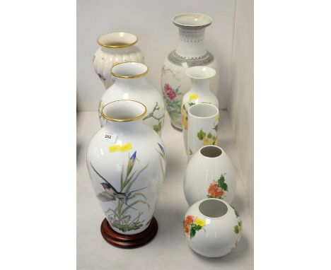 A selection of ceramic vases, including: Louis Nichole for The Franklin Mint floral decorated vase; Franklin Porcelain ‘The W