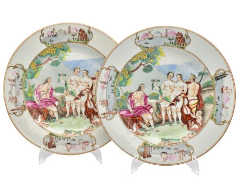 A PAIR OF CHINESE EXPORT ‘FAMILLE-ROSE’ PORCELAIN ‘JUDGEMENT OF PARIS’ PLATES, QING DYNASTY, QIANLONG PERIOD, CIRCA 1745 – 17