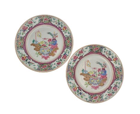 FOUR CHINESE EXPORT ‘FAMILLE-ROSE’ PORCELAIN PLATES, QING DYNASTY, QIANLONG PERIOD, 1736 - 1795Each painted with precious obj