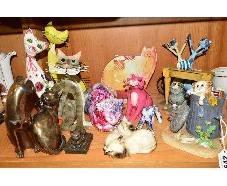 A GROUP OF CAT ORNAMENTS to include two Border Fine Arts Comic &amp; Curios Cats 'The Collector' A3562 and 'Lucky Cat' A0484 