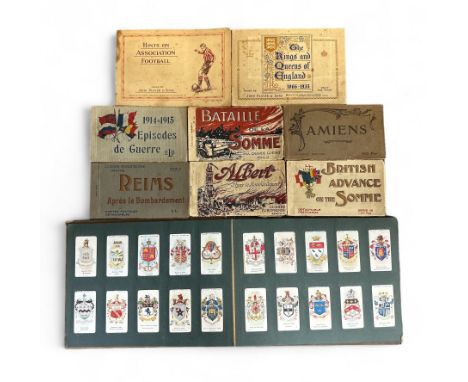 Postcards, six volumes of First World War military postcards, including; Bataille de la Somme: La Grande Guerre (Series 18), 