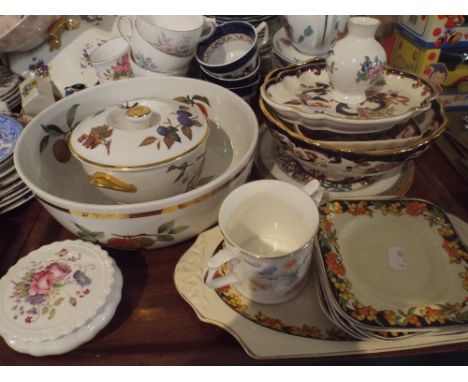 A Tray of China to Include Royal Worcester Evesham, Aynsley Pembroke, Masons Mandalay Etc. 