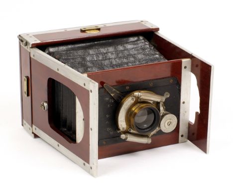 The Xit Camera by Shew &amp; Co. Uncommon. (Shutter needs slight attention &amp; replacement rear glass, otherwise condition 
