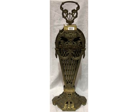 A Victorian brass fan fire screen, height 67cm