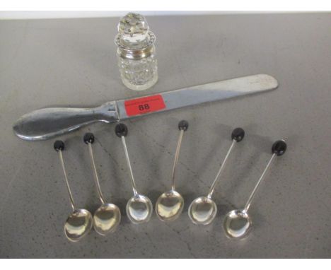 An early 20th century silver cake palette knife, six bean spoons and a silver rimmed dressing table pot,  ( total weight of s