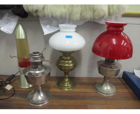 A selection of table lamps to include a lava lamp 