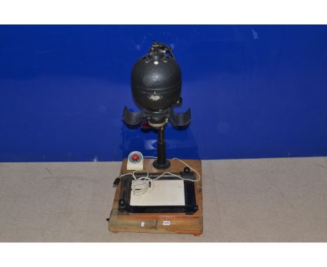 A Leitz Focomat I Enlarger, with Leitz Wetzlar 50mm f/4.5 Focatar lens, elements G, some fungus, some marks and scratches to 