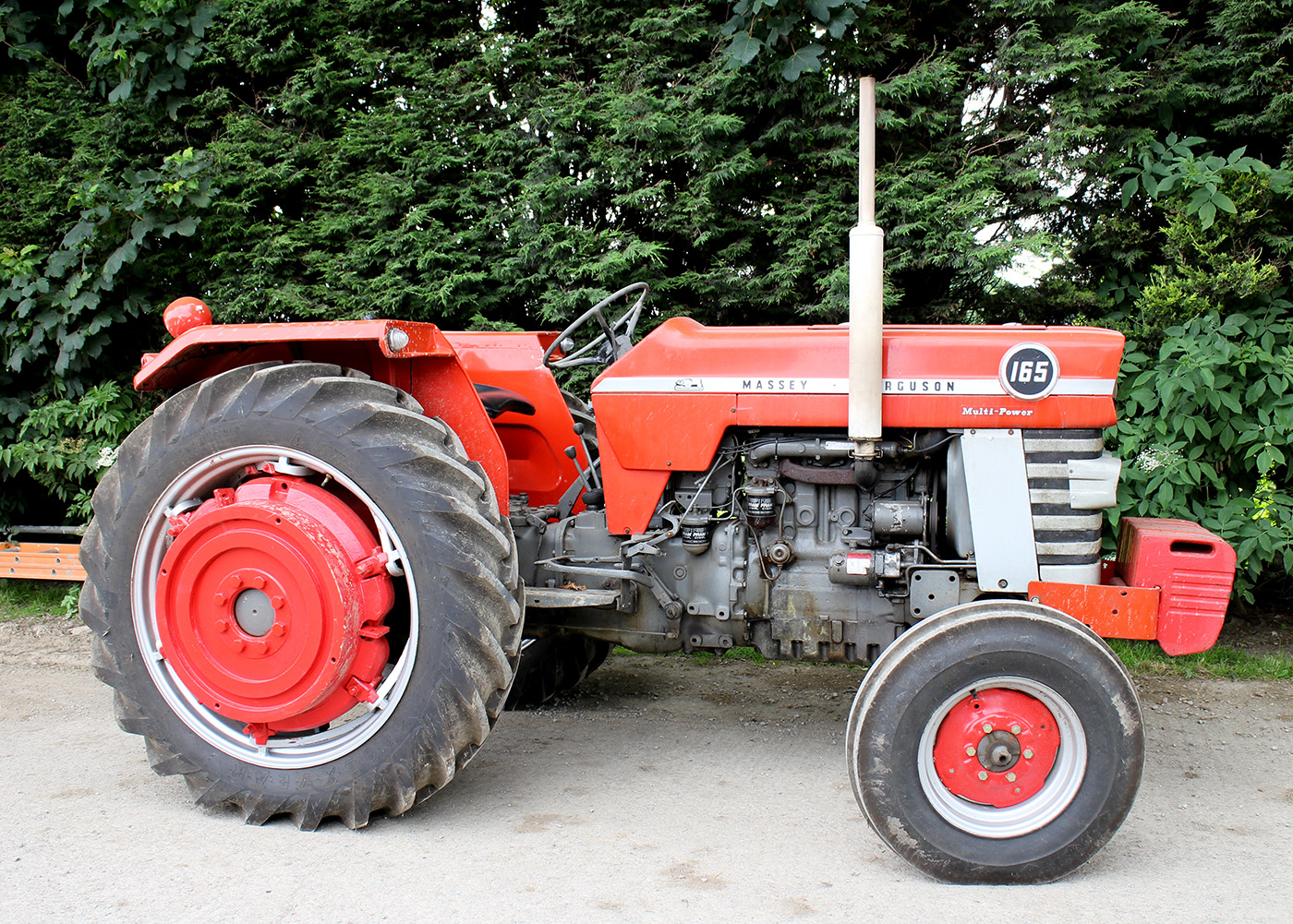 1970 MASSEY FERGUSON 165 Multi-Power 4cylinder diesel TRACTOR Reg No ...