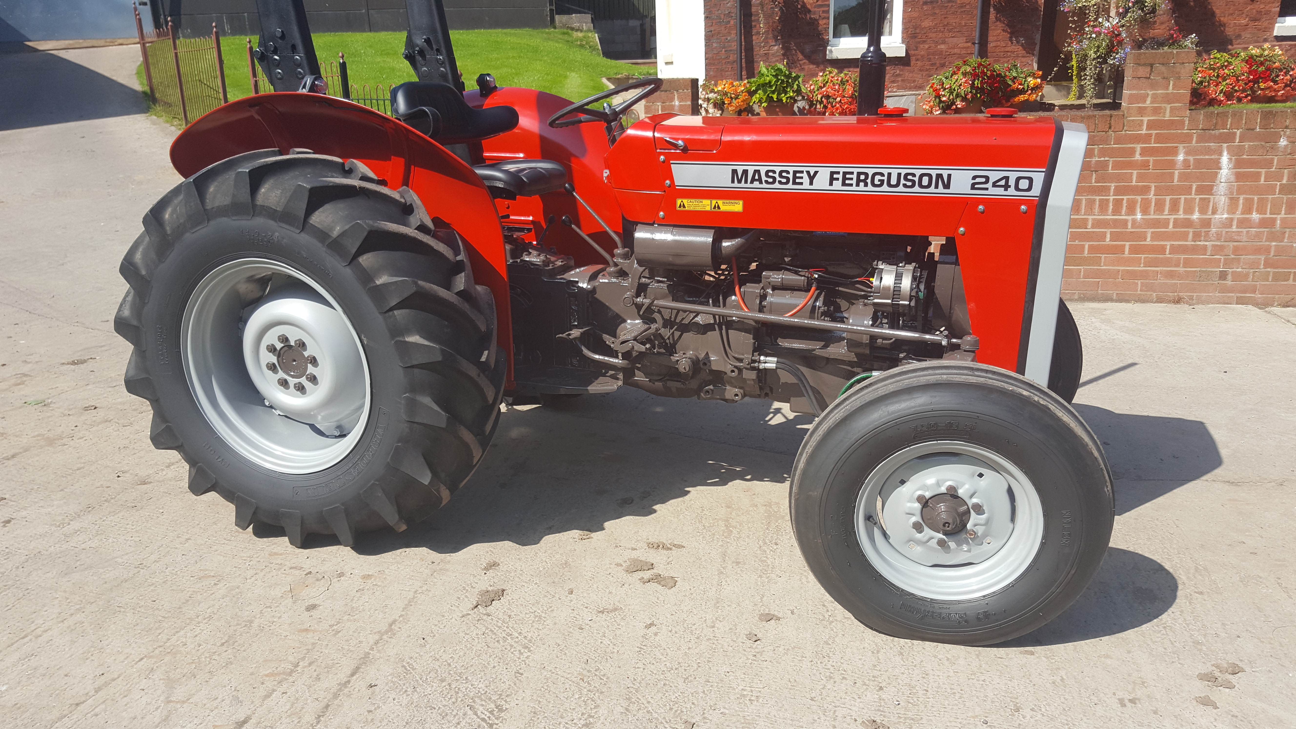 MASSEY FERGUSON 240 3cylinder Diesel TRACTORRepainted And Fitted With ...