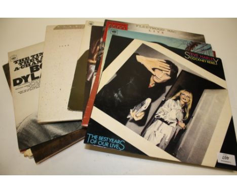 A COLLECTION OF LP RECORDS TO INCLUDE FLEETWOOD MAC, BOB DYLAN ETC 