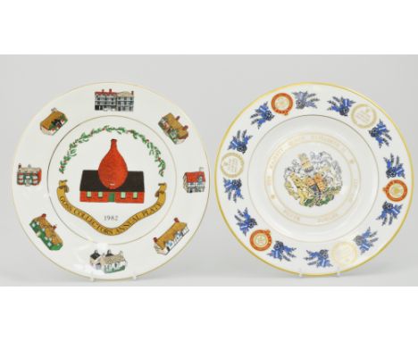 Coalport plate, Her Majesty Queen Elizabeth II Silver Jubilee, a 1982 Goss collectors annual plate and other decorative plate