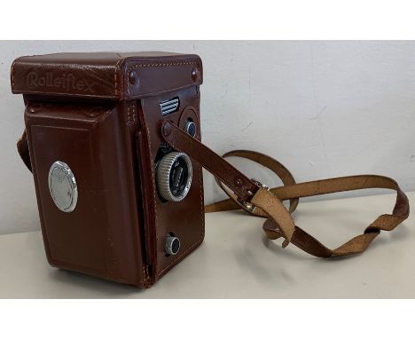 Rolleiflex camera, 1:2.8/75 . 2016098