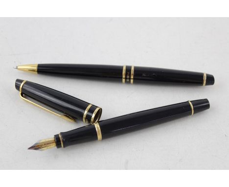 Waterman Expert II black lacquer fountain pen M Nib, matching ballpoint 