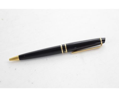 Waterman Expert black lacquer gold trim ballpoint pen / Biro