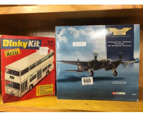 DINKY DIECAST LIT ''ALLANTEAN BUS'' &amp; DIECAST CORGI DH MOSQUITO (DK 333/HS-F)