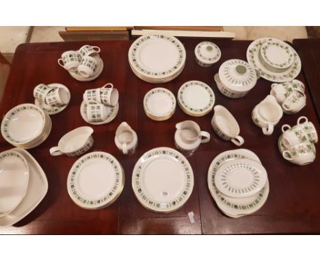 FINE QUALITY TAPESTRY PATTERNED ROYAL DOULTON DINNER &amp; TEA SERVICE PLUS ROYAL DOULTON TIVERTON PATTERNED TEA SERVICE