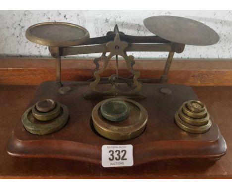 VINTAGE MAHOGANY &amp; BRASS POSTAL SCALES &amp; WEIGHTS