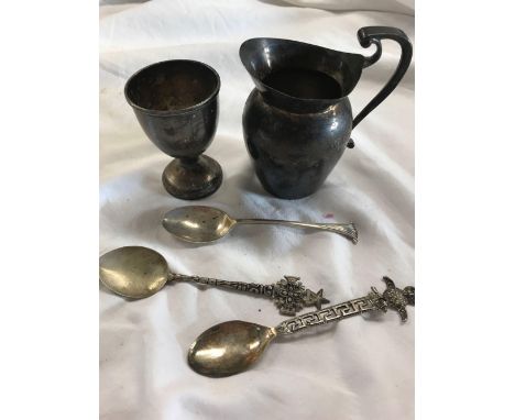 SMALL SIL MILK JUG, SIL EGG CUP &amp; SPOON PLUS OTHER METAL ITEMS