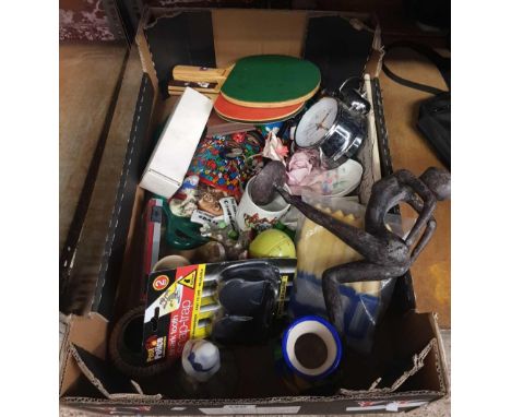 CARTON OF MISC BRIC-A-BRAC INCL; AN ALARM CLOCK, ETHNIC MASK &amp; TABLE TENNIS BATS