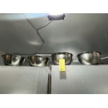LOT: (4) Bols à Mélanger en Acier Inox.