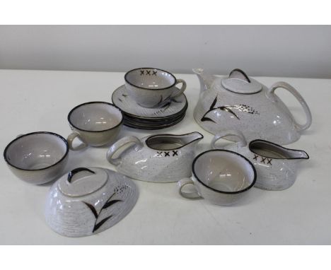 A vintage &amp; stylish Hualian collection tea service 
