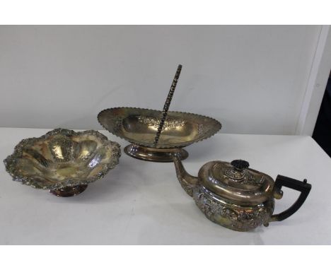 Three pieces of vintage silver plated ware 