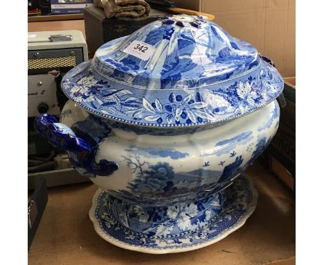 A Spode 'Bridge of Lucano' large lidded tureen (af), with staple repairs; together with a Seaforth blue and white plate 