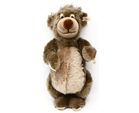 Bär "Baloo" aus dem Dschungelbuch, Steiff. Mit K und F. 1995. H. 35 cm.