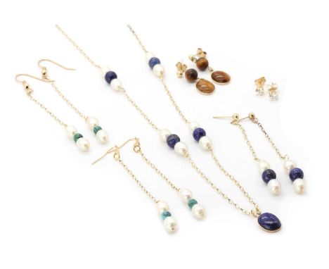 A collection of jewellery,comprising a gold lapis lazuli and cultured freshwater pearl necklace, 480mm long, a pair of gold l