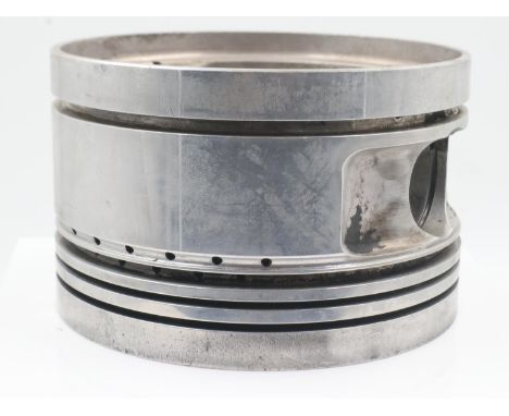 Merlin cast aluminium aircraft piston. UK P&amp;P Group 2 (£20+VAT for the first lot and £4+VAT for subsequent lots) 