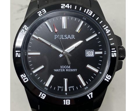 A gentleman's stainless steel Pulsar 100M water resist wristwatch, boxed, with instruction manual and spare links and four ot