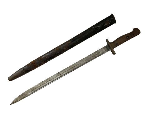 British Pattern 1907 bayonet, the 43.5cm fullered steel blade marked 'Wilkinson'; in steel mounted leather scabbard L57.5cm o