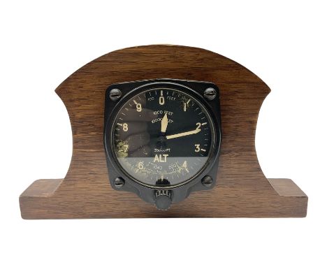 WW2 Spitfire or Lancaster cockpit altimeter Mk.XIVA, stamped 175/41 GA/1273; mounted in oak mantel clock type case L22cmCondi