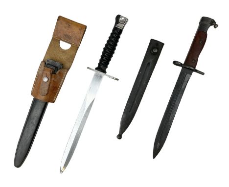 Swiss Model 1957 SIG rifle bayonet by Wenger with 23.5cm steel blade numbered 350857; in plastic scabbard with leather frog s