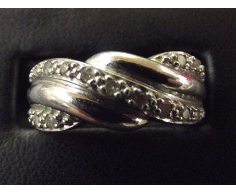 9 carat white gold and diamond ring, size N, 5.1 grams