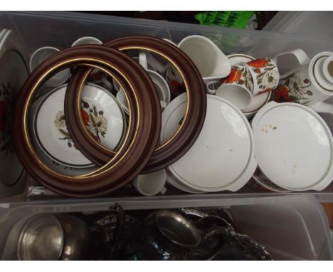 Large tea/dinner service 
