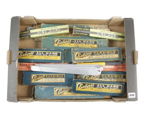 A large quantity of hacksaw blades in orig boxes G++ 